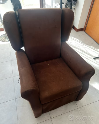 Poltrona reclinabile elettrica