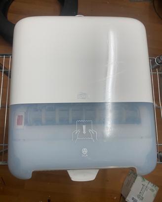 Dispenser asciugamani carta Tork