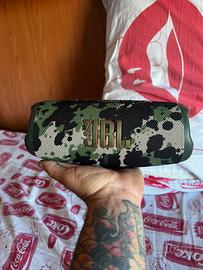 Altoparlante jbl charge 5