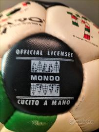 pallone cuoio Italia 90