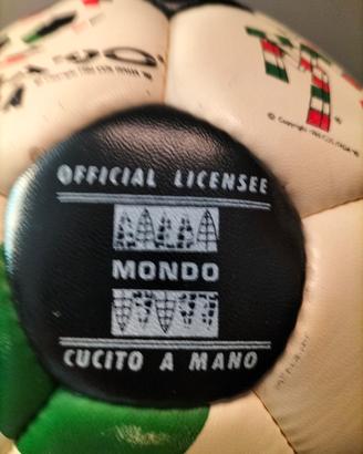 pallone cuoio Italia 90