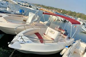 Open 19 nuova pronta alla boa