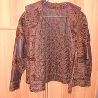 Giacca di astrakan e pelle