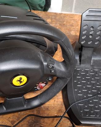 Volante e pedaliera Thrustmaster T80