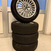 Cerchi in lega e gomme Termiche Mercedes