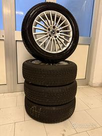 Cerchi in lega e gomme Termiche Mercedes