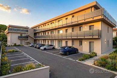 Appartamento di 35 m² con 1 locale e box auto a Ra