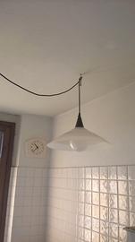 Bella lampada da soffitto a cono, in vetro