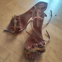 Scarpe fatte a mano in legno