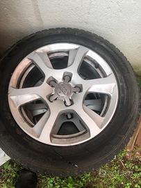 Cerchi in lega Audi A4 completi di gomme termiche