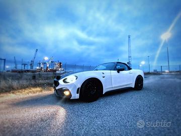 Abarth 124 spider