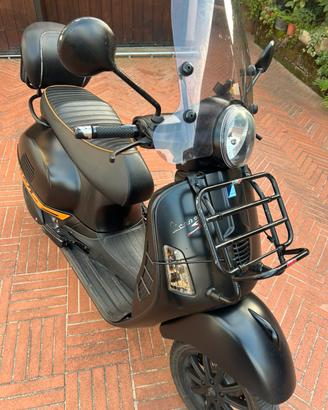 Vespa piaggio 300 gts super sport