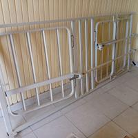 Letto per degenza, assistenza.