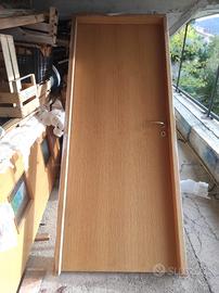 7 porte in rovere di varie dimensioni e maniglie