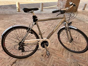 Urban bike Bicicletta da città