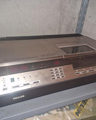 Philips video cassette recorder VR2022