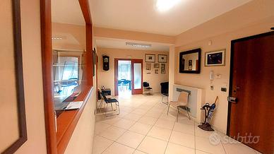 Grand'Esavani centrale e pari al nuovo