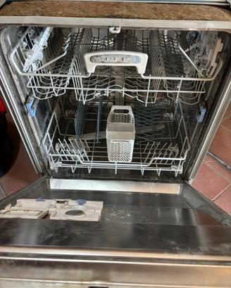 Lavastoviglie whirpool