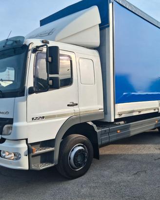 Mercedes Atego 1229