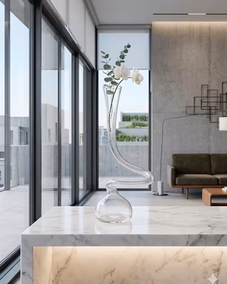 Vaso scultura in vetro soffiato - Design sinuoso e