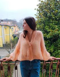 Cardigan in mohair fatto a mano