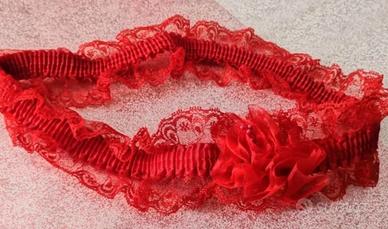 Giarrettiera elegante rossa