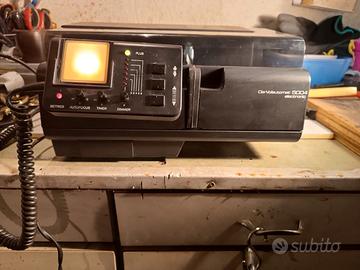 PROIETTORE PER DIAPOSITIVE