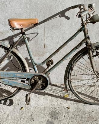 bicicletta da donna anni 60 INVITTA ROMA