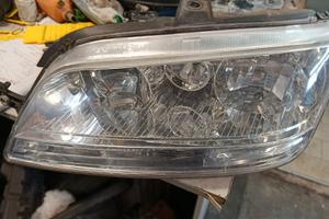 FARO ANTERIORE SX FIAT MULTIPLA 2 SERIE