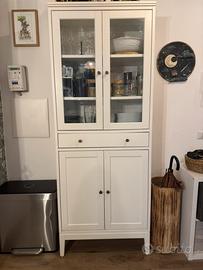 Vetrina IKEA linea IDANAS - Bianca