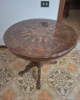 tavolo rotondo