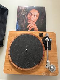 Giradischi della marley con vinile di bob marley
