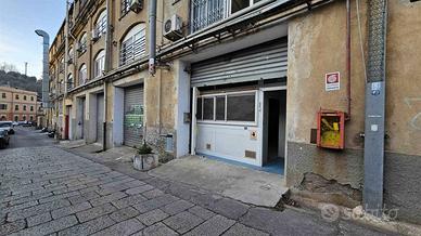 Immobile di 123 m² con 2 locali a Genova