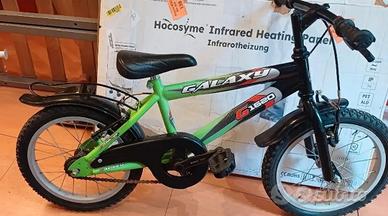 bicicletta bambino con le rotelle 