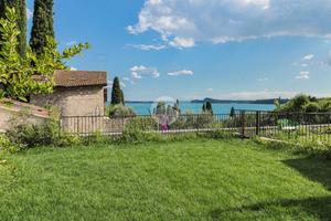3 LOCALI A GARDONE RIVIERA