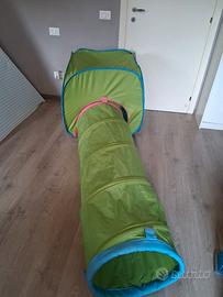 tenda con tunnel da gioco