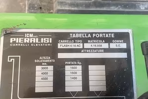 CARRELLO ELEVATORE MULETTO PIERALISI