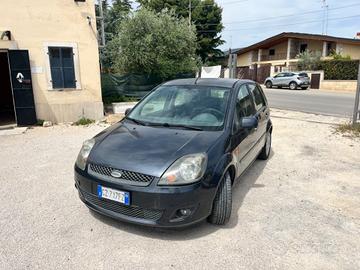 Ford Fiesta 1.4 TDCi 5p. Ghia