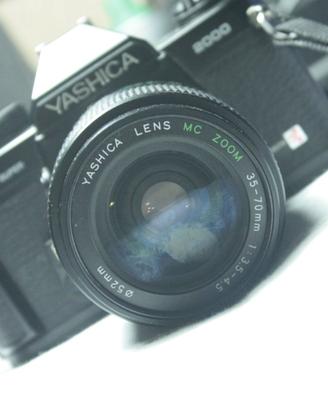 Yashika FX-3 Super - 2000