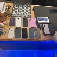 Diversi tipi di Iphone e zfold