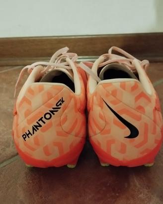 scarpe calcio taglia sbagliata