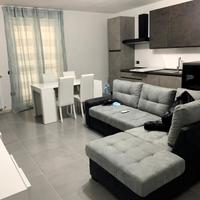 Arredamento moderno completo pari nuovo 