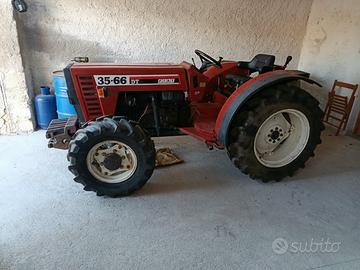 New Holland 35.66