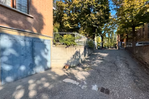 Garage 14 mq Parma Via Mosca