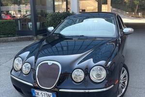 Jaguar S-Type 2.7 diesel V6 Executive