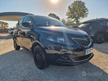 Lancia Ypsilon 1.2 69 CV 5 porte GPL Ecochic Silve