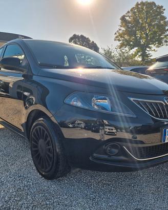 Lancia Ypsilon 1.2 69 CV 5 porte GPL Ecochic Silve