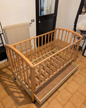 Lettino in legno 