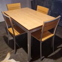 Tavolo e sei sedie Scavolini