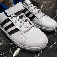 scarpe Adidas n. 35